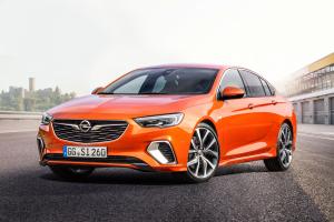 Opel Insignia GSi 2017 года